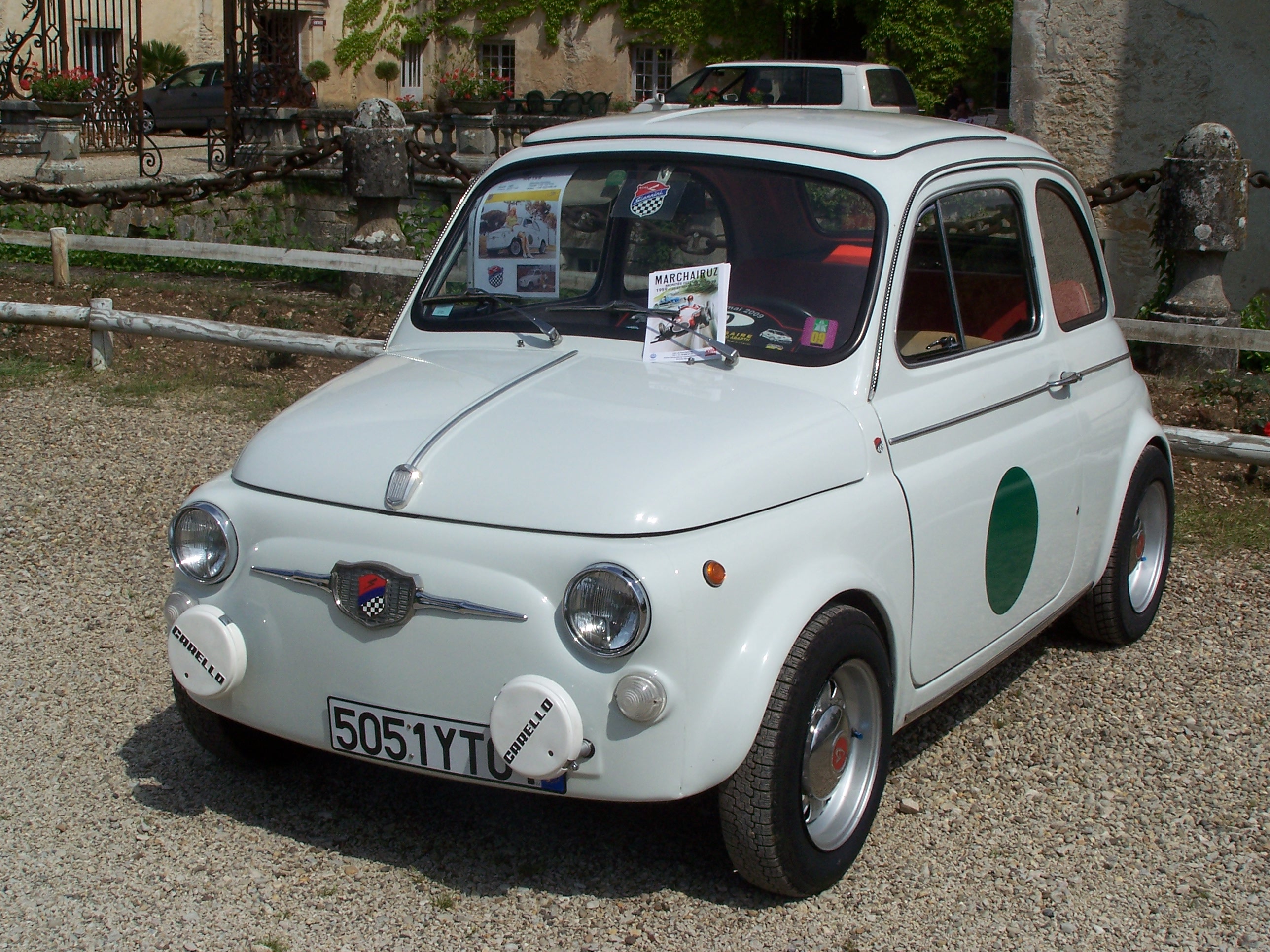 Foto van Abarth World Meeting 2009 Savigny Les Beaune