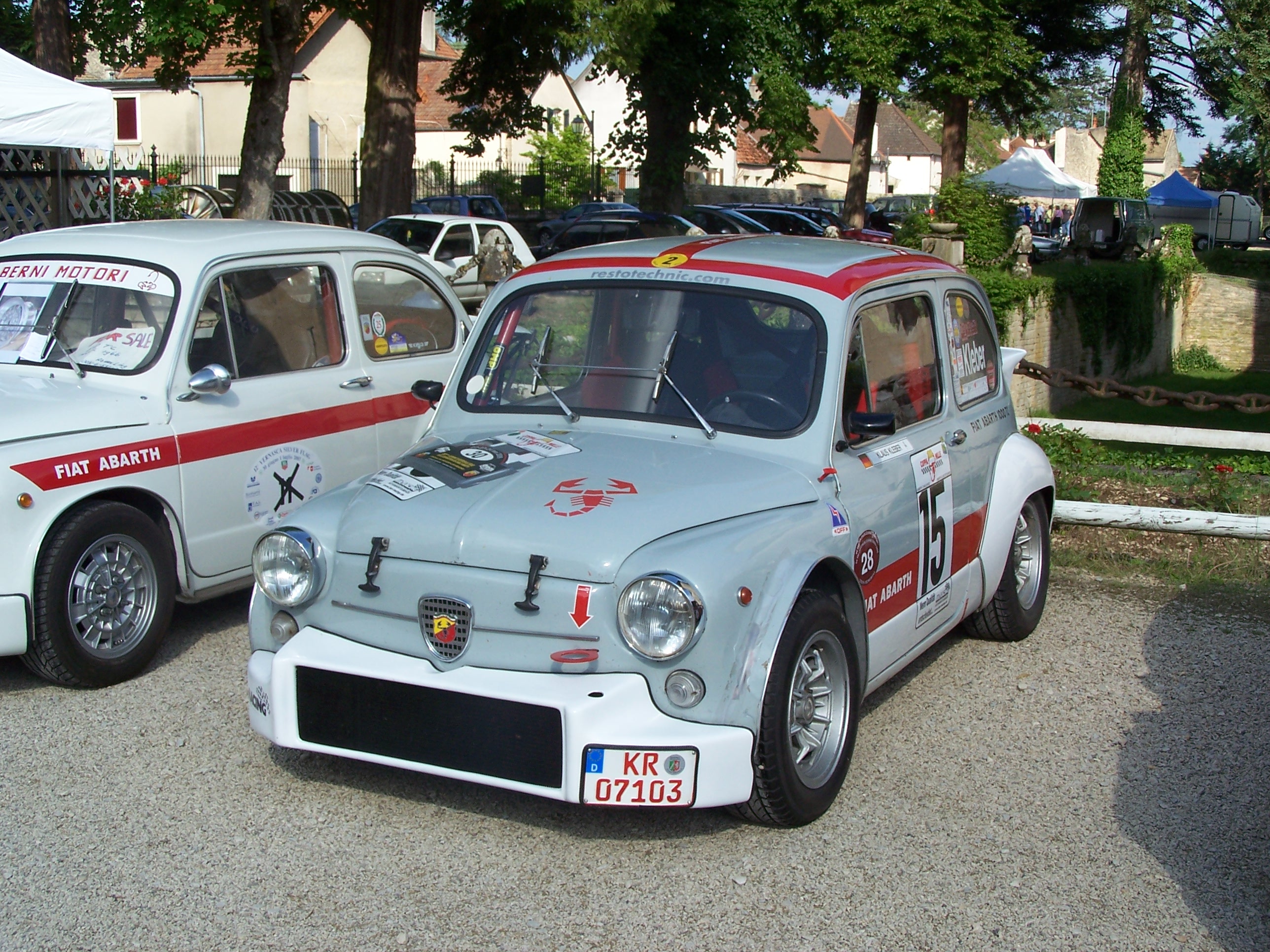 Foto van Abarth World Meeting 2009 Savigny Les Beaune