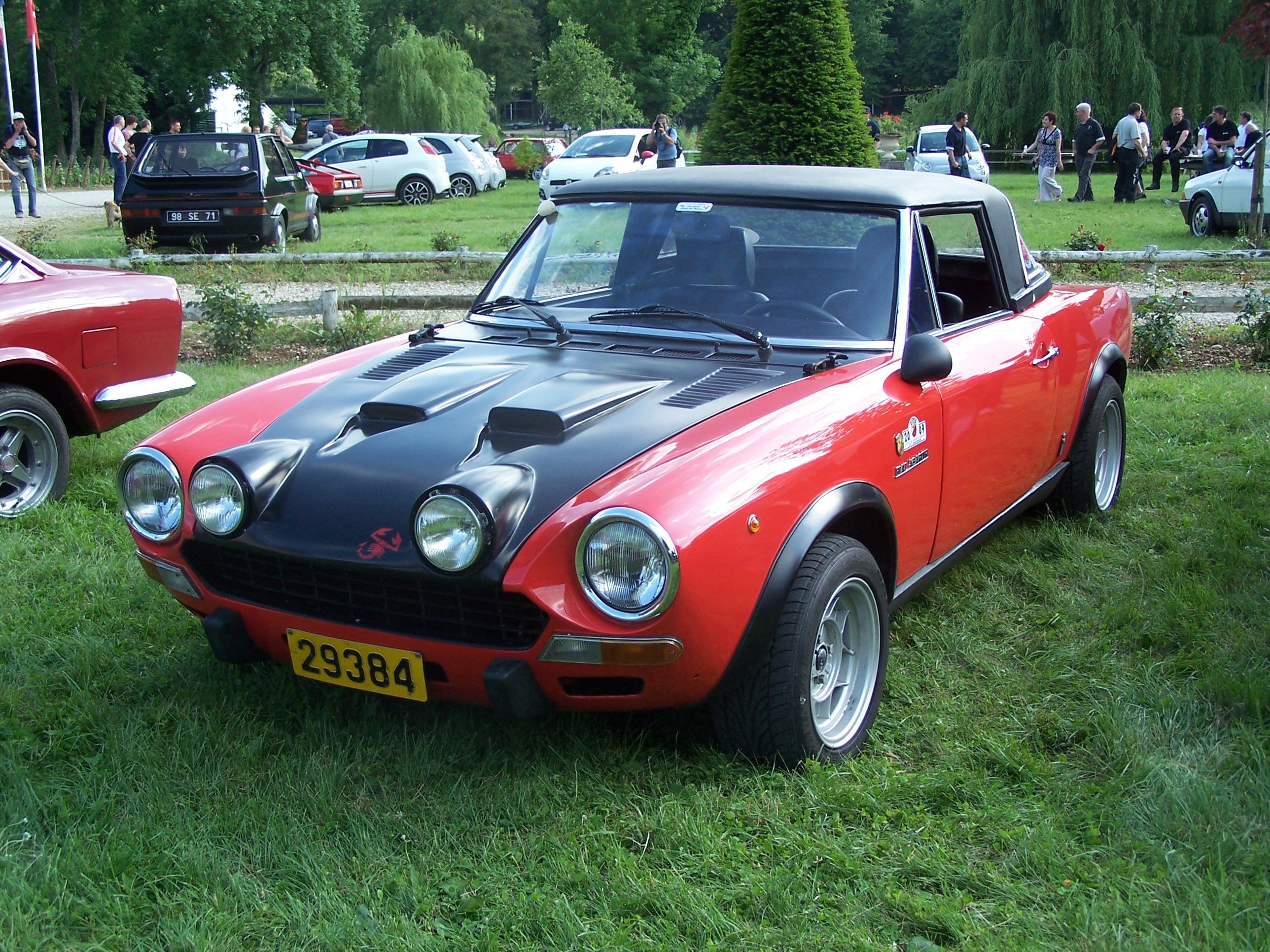 Foto van Abarth World Meeting 2009 Savigny Les Beaune